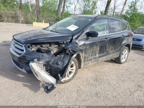 1FMCU0GD1HUB77389 2017 FORD ESCAPE - Image 2