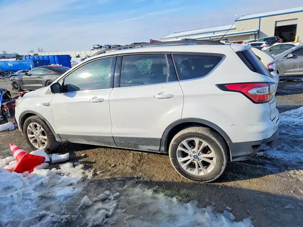 1FMCU0GD1HUB95956 2017 FORD ESCAPE - Image 2
