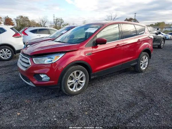 1FMCU0GD1HUC20063 2017 FORD ESCAPE - Image 2