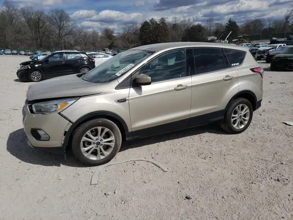 1FMCU0GD1HUC47361 2017 FORD ESCAPE - Image 1