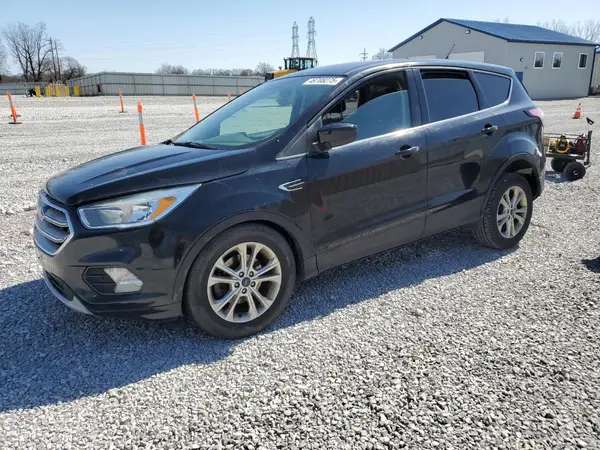 1FMCU0GD1HUC62832 2017 FORD ESCAPE - Image 1