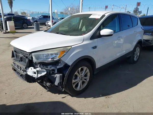 1FMCU0GD1HUC78433 2017 FORD ESCAPE - Image 2