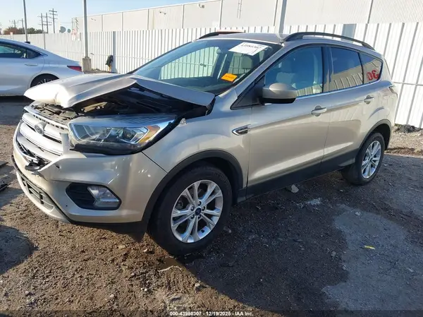 1FMCU0GD1HUC86869 2017 FORD ESCAPE - Image 2