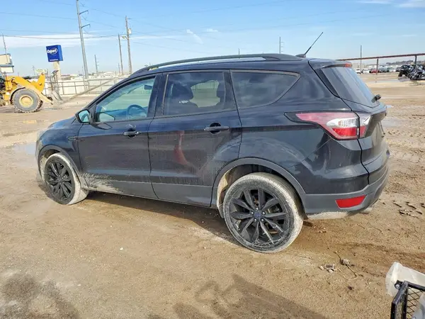 1FMCU0GD1HUD04125 2017 FORD ESCAPE - Image 2