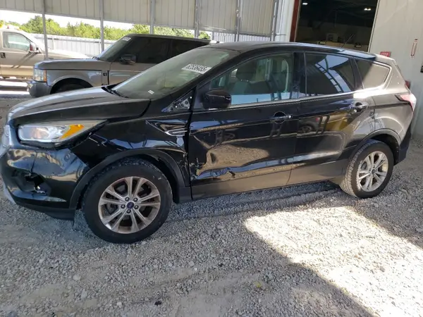 1FMCU0GD1HUD09437 2017 FORD ESCAPE - Image 1