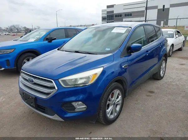 1FMCU0GD1HUD09633 2017 FORD ESCAPE - Image 2