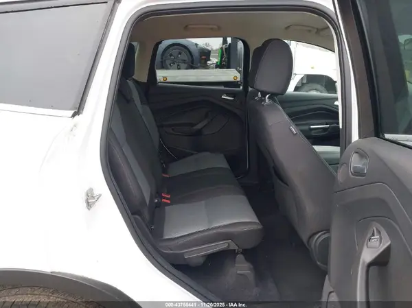1FMCU0GD1HUD10930 2017 FORD ESCAPE - Image 8