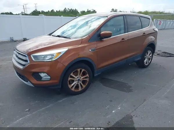 1FMCU0GD1HUD35231 2017 FORD ESCAPE - Image 2