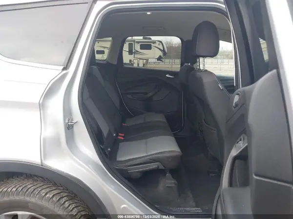 1FMCU0GD1HUD39067 2017 FORD ESCAPE - Image 8