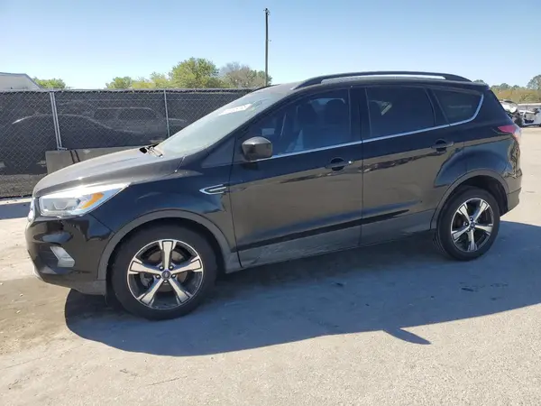 1FMCU0GD1HUD49176 2017 FORD ESCAPE - Image 1