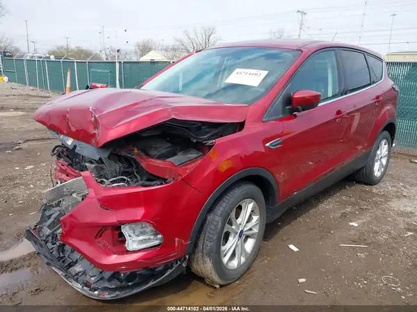 1FMCU0GD1HUD50067 2017 FORD ESCAPE - Image 2