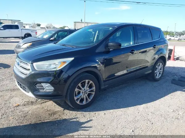 1FMCU0GD1HUD51204 2017 FORD ESCAPE - Image 2