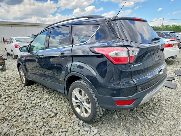 1FMCU0GD1HUD74594 2017 FORD ESCAPE - Image 2