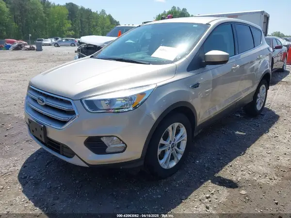1FMCU0GD1HUD81299 2017 FORD ESCAPE - Image 2