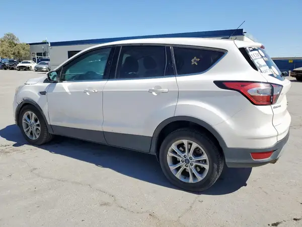 1FMCU0GD1HUD84977 2017 FORD ESCAPE - Image 2