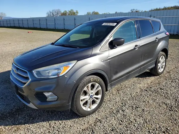 1FMCU0GD1HUD85398 2017 FORD ESCAPE - Image 1