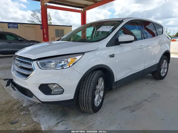 1FMCU0GD1HUE02605 2017 FORD ESCAPE - Image 2