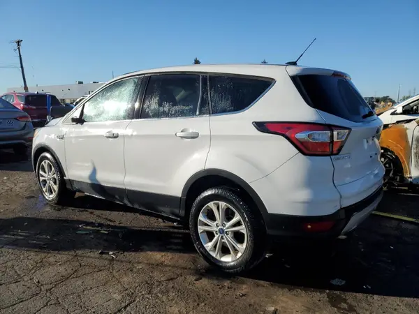 1FMCU0GD1HUE05617 2017 FORD ESCAPE - Image 2