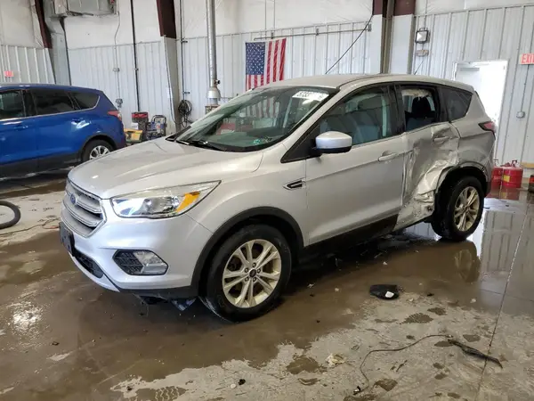 1FMCU0GD1HUE73318 2017 FORD ESCAPE - Image 1