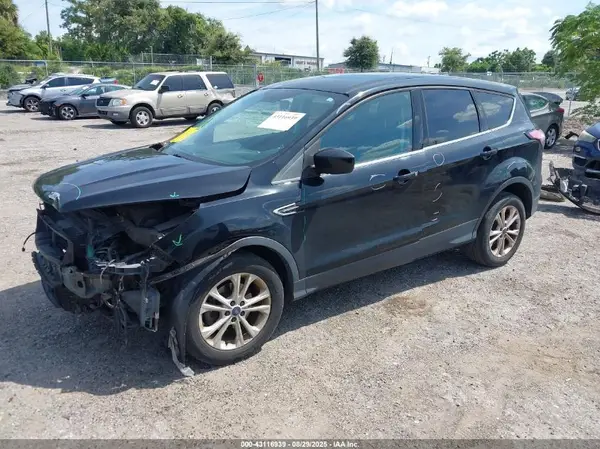 1FMCU0GD1HUE75408 2017 FORD ESCAPE - Image 2