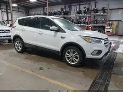 1FMCU0GD1HUE77000 2017 FORD ESCAPE