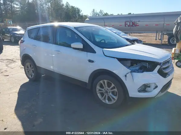 1FMCU0GD1HUE90748 2017 FORD ESCAPE - Image 1