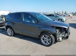 1FMCU0GD1HUE96761 2017 FORD ESCAPE