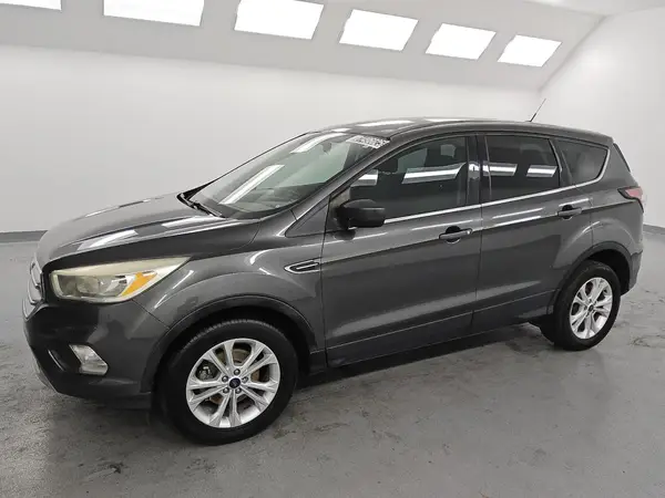 1FMCU0GD1HUE97313 2017 FORD ESCAPE - Image 1