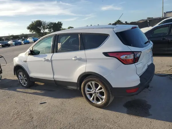 1FMCU0GD1HUE98509 2017 FORD ESCAPE - Image 2