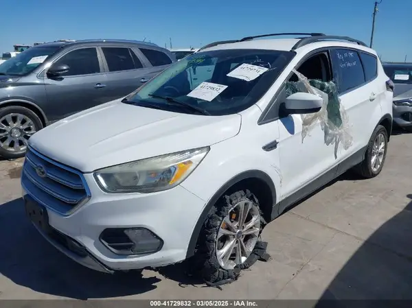 1FMCU0GD1JUA01089 2018 FORD ESCAPE - Image 2
