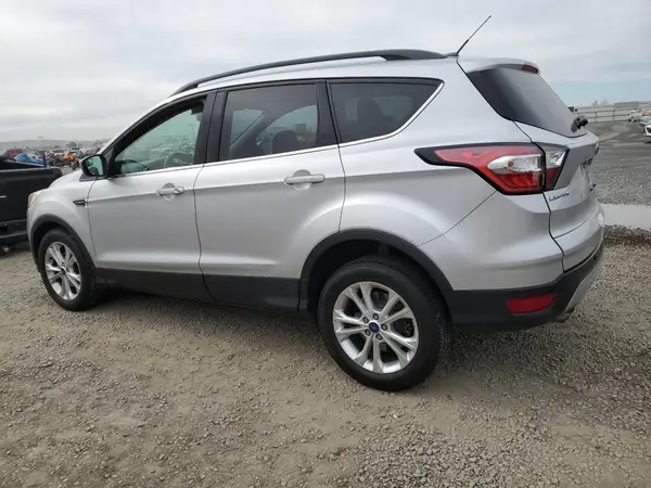 1FMCU0GD1JUA65861 2018 FORD ESCAPE - Image 2