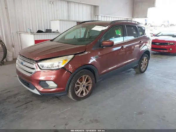 1FMCU0GD1JUA73202 2018 FORD ESCAPE - Image 2