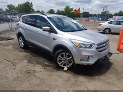 1FMCU0GD1JUA92638 2018 FORD ESCAPE
