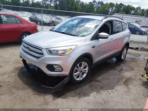 1FMCU0GD1JUA92638 2018 FORD ESCAPE - Image 2