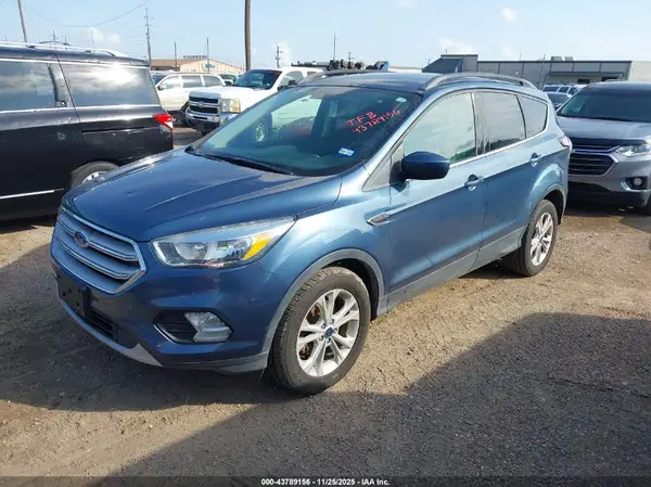 1FMCU0GD1JUB23645 2018 FORD ESCAPE - Image 2
