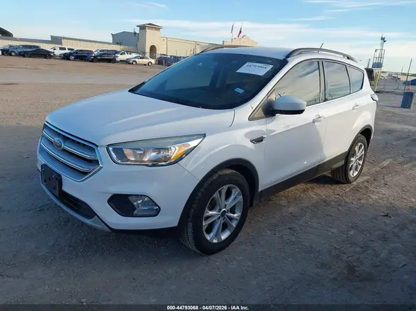 1FMCU0GD1JUB27615 2018 FORD ESCAPE - Image 2