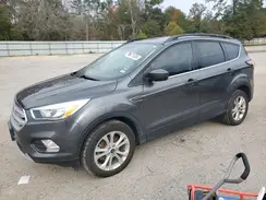 1FMCU0GD1JUB27632 2018 FORD ESCAPE