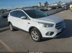 1FMCU0GD1JUB73929 2018 FORD ESCAPE