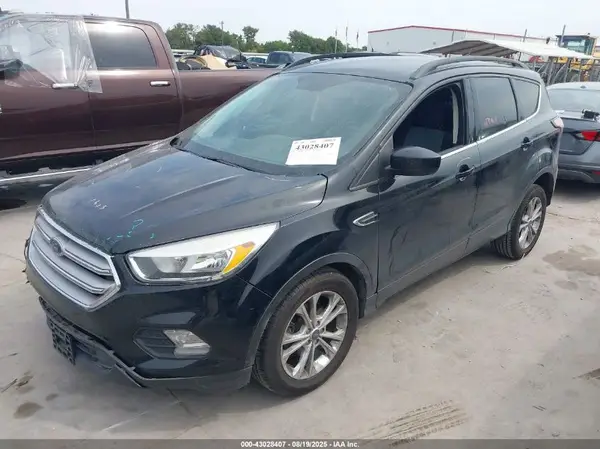1FMCU0GD1JUB81612 2018 FORD ESCAPE - Image 2