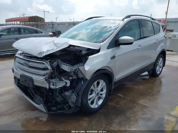 1FMCU0GD1JUB85448 2018 FORD ESCAPE - Image 2
