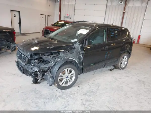 1FMCU0GD1JUC32428 2018 FORD ESCAPE - Image 2