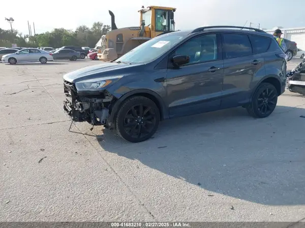 1FMCU0GD1JUC32509 2018 FORD ESCAPE - Image 2