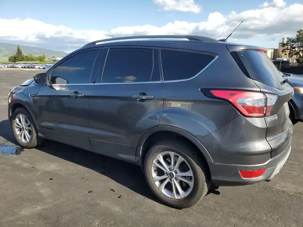 1FMCU0GD1JUC36933 2018 FORD ESCAPE - Image 2