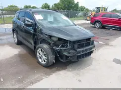 1FMCU0GD1JUC49388 2018 FORD ESCAPE