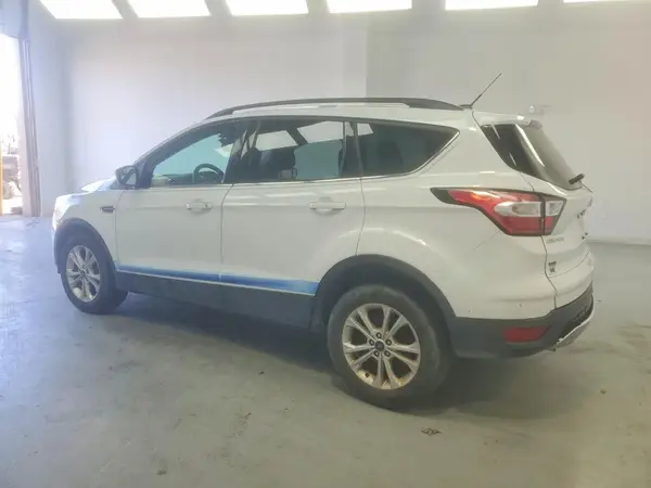 1FMCU0GD1JUC66692 2018 FORD ESCAPE - Image 2