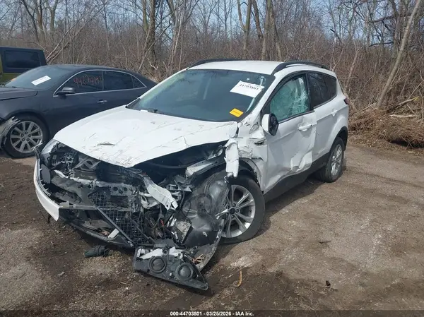 1FMCU0GD1JUC89020 2018 FORD ESCAPE - Image 2