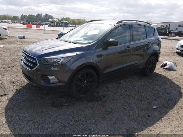 1FMCU0GD1JUD46932 2018 FORD ESCAPE - Image 2