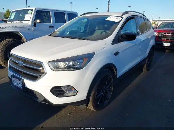 1FMCU0GD1JUD51371 2018 FORD ESCAPE - Image 2