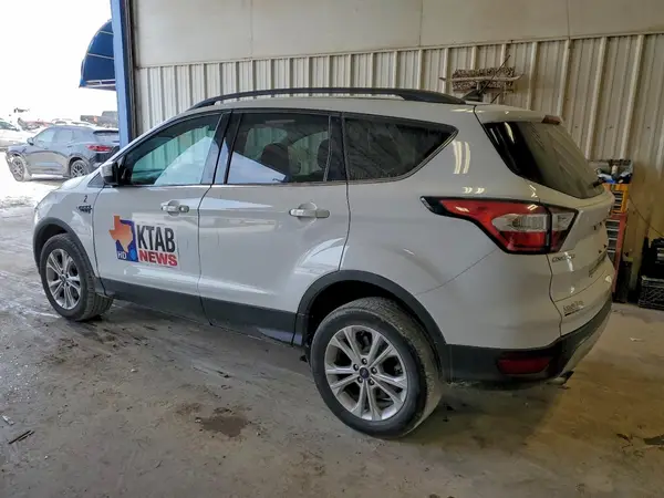 1FMCU0GD1JUD58756 2018 FORD ESCAPE - Image 2
