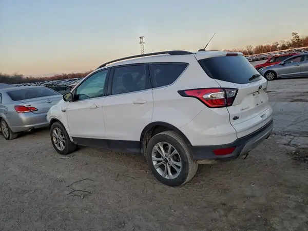 1FMCU0GD1JUD58952 2018 FORD ESCAPE - Image 2